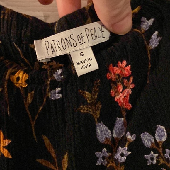 Crop top - Picture 2 of 2